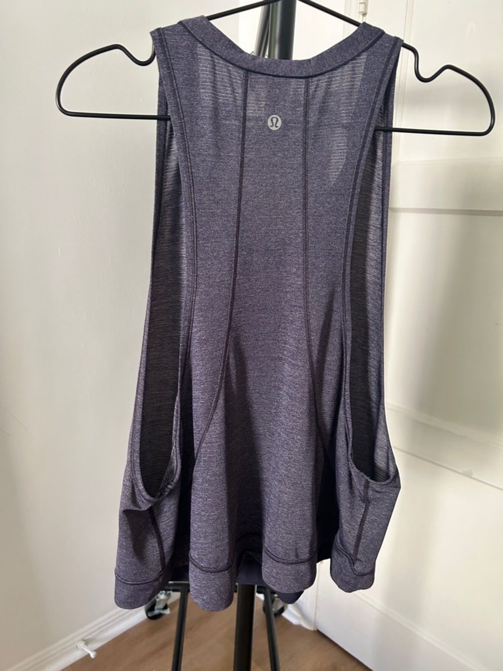 Lululemon Muscle Tank. Size 10. PTP 20” - Picture 2 of 4